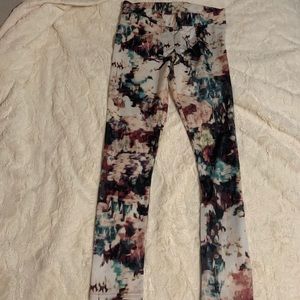 AMERICAN EAGLE HIGH RISE LEGGINS